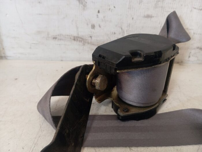 Cinturón de seguridad delantero derecho Nissan Patrol III 260 1994