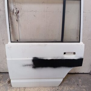 Puerta trasera izquierda Nissan Patrol III 260