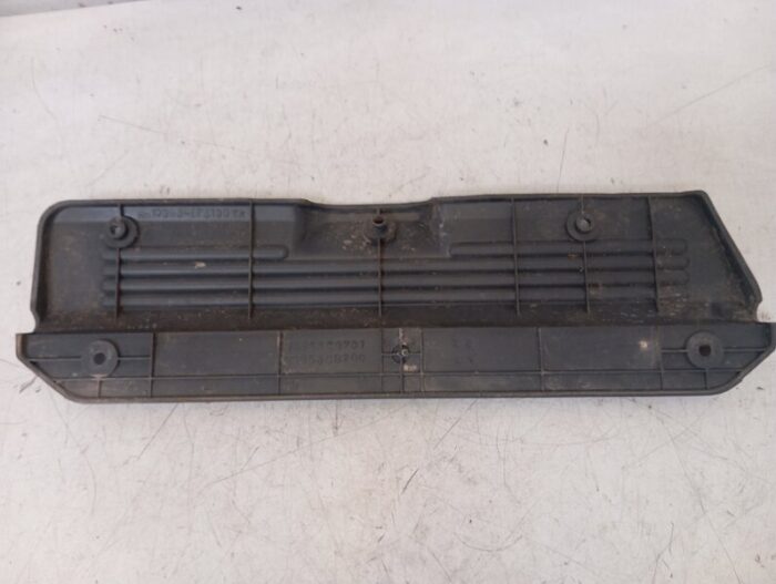 Moldura guardapies trasero Nissan Patrol III 260 1994