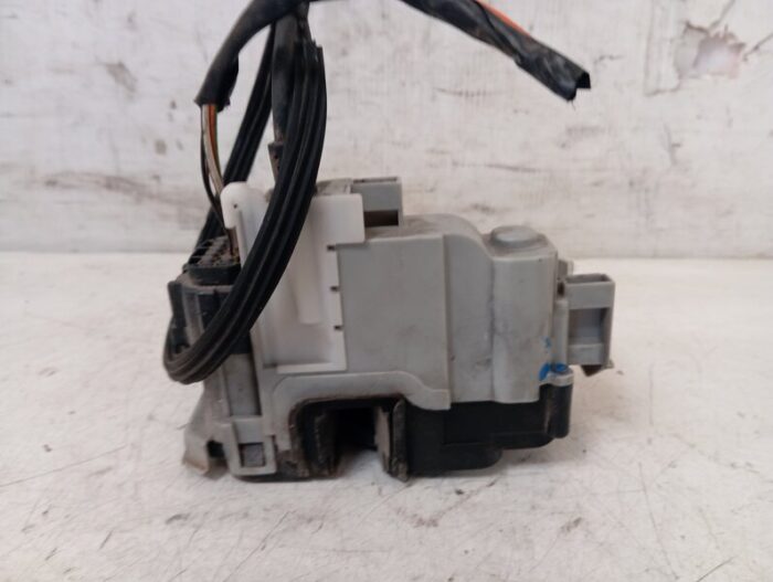 Cerradura puerta trasera izquierda Fiat bravo II 2006