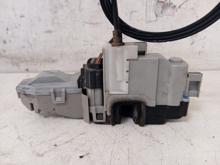 Cerradura puerta delantera izquierda Fiat bravo II 2006