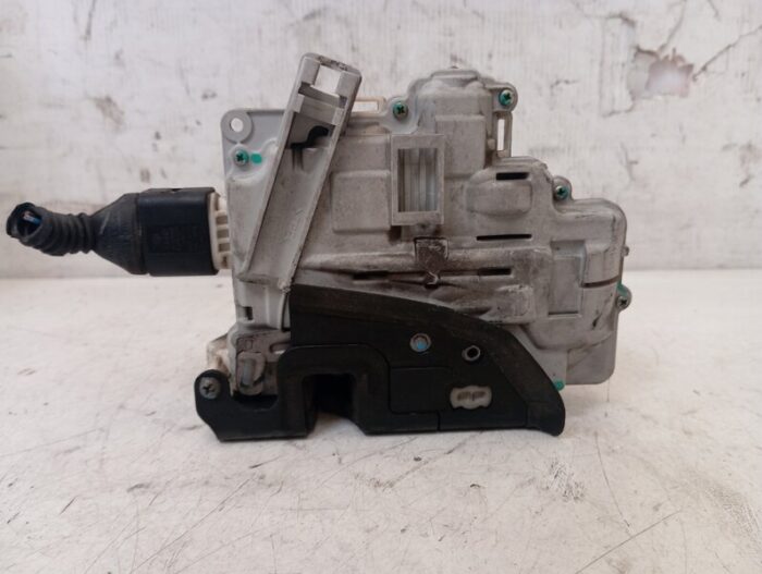 Cerradura Puerta Delantera Derecha Audi A3 (8P) 2005