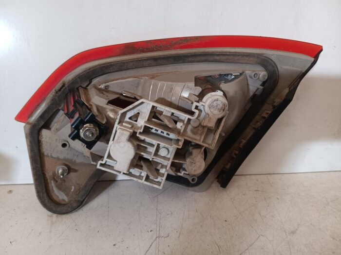 Piloto trasero izquierdo interior Ford Mondeo IV 2008