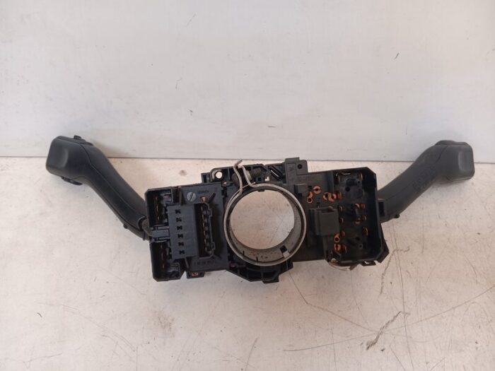 Conmutador volante con control de crucero y ordenador de a bordo Audi A3