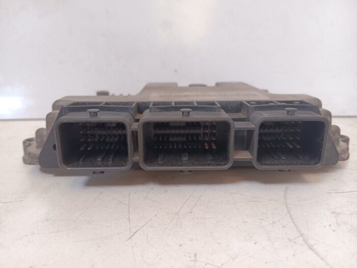 Centralita motor UCE Renault Laguna II 2003 diésel