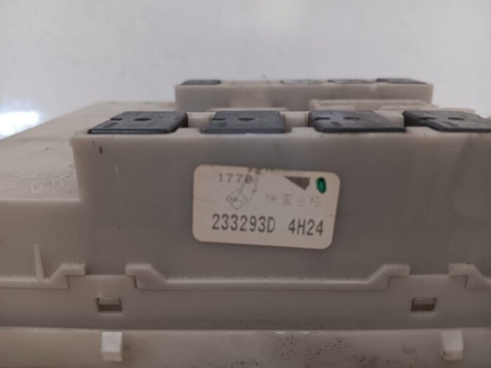 Caja fusibles y relés Renault Modus / Grand modus 2005 diésel