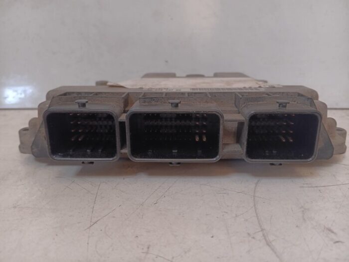 Centralita motor UCE Peugeot Citroën