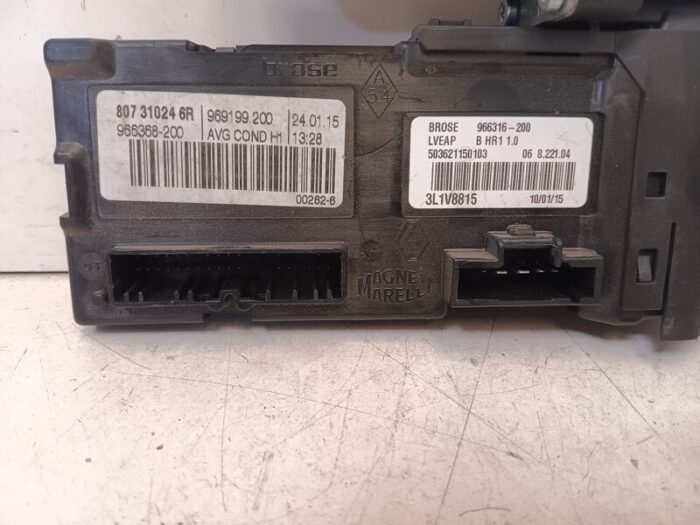 Motor elevalunas delantero izquierdo Renault Megane III 2015