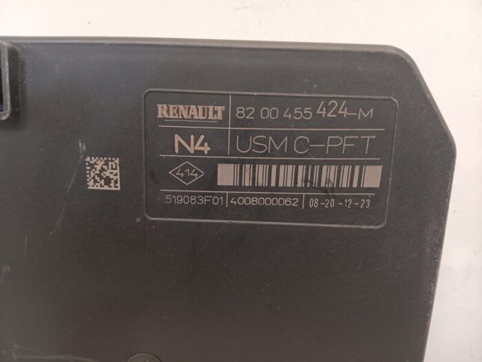 Caja relés fusibles Renault Scenic II 2007