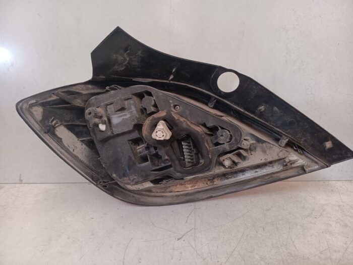 Piloto trasero derecho Opel Astra H GTC 2006