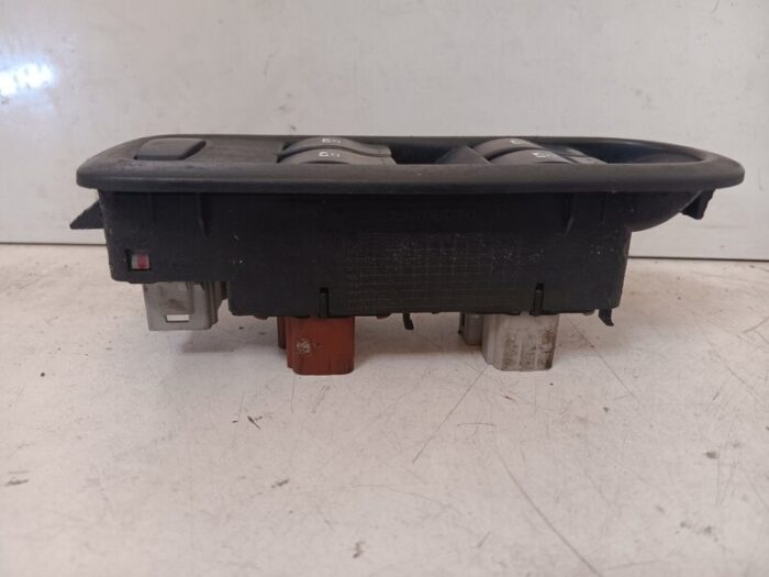 Mando elevalunas delantero izquierdo Renault Scenic II 2007