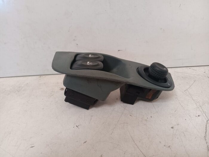 Mando retrovisor Renault Scenic II 2007