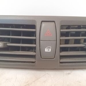 Rejilla aireadora BMW X1 XDRIVE 18D (E84) 2011