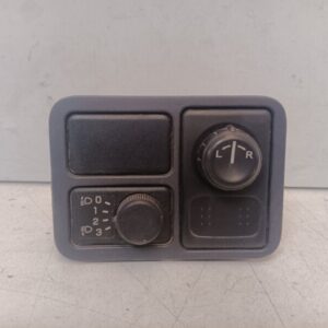 Mando de regulación eléctrica de retrovisores y de altura de faros Nissan Almera II N16 2005