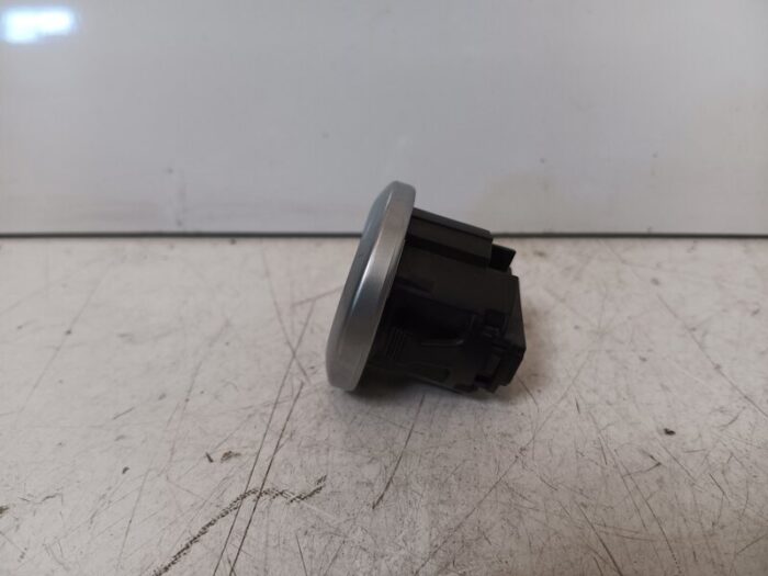 Botón de arranque BMW Serie 3 320 E46 2004