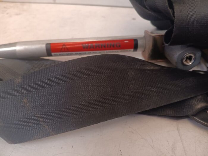 Cinturon delantero derecho Saab 93 cabrio 2000