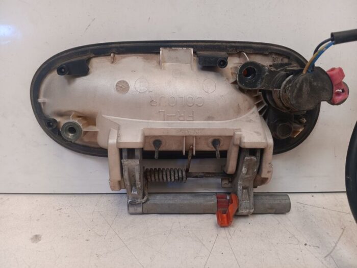 Maneta exterior delantera izquierda Nissan Almera II N16 2005