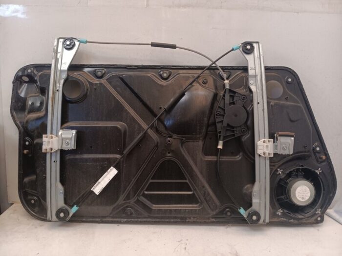 Elevalunas delantero derecho Volkswagen New Beetle 2001