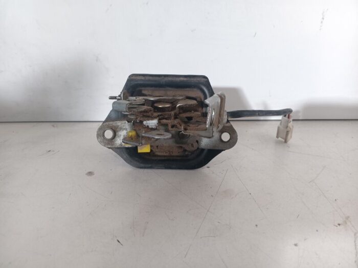 Cerradura maletero portón Nissan Almera II N16 2005