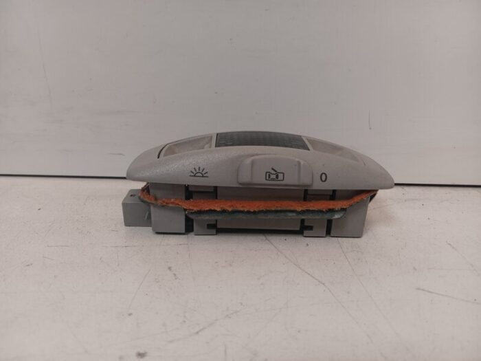 Luz interior con sensor movimiento Volkswagen New Beetle 2001 derecha