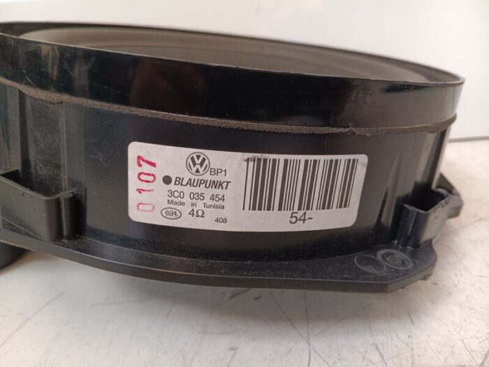 Altavoz delantero izquierdo Volkswagen Passat (3C5) 2007