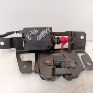 Cerradura maletero / portón BMW Serie 3 320 E46 2004