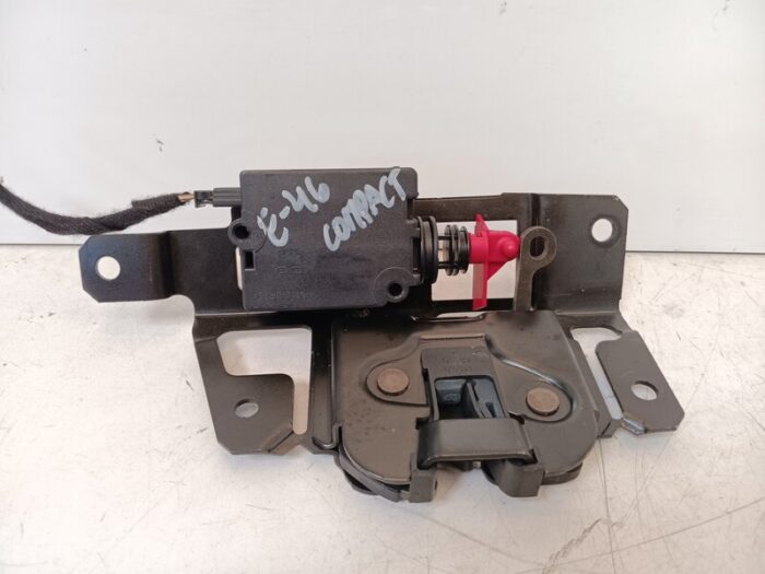 Cerradura maletero / portón BMW Serie 3 320 E46 2004