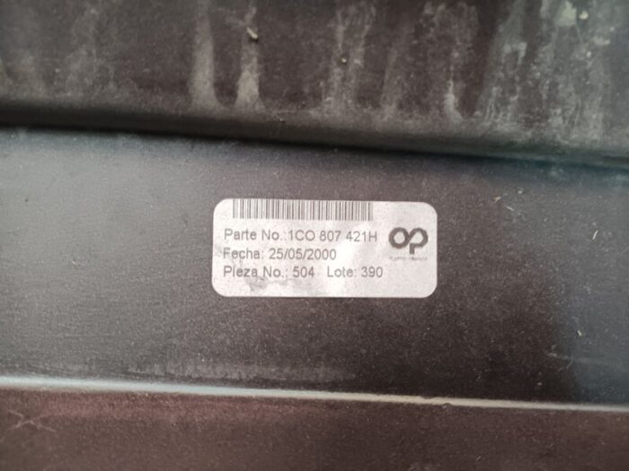 Paragolpes trasero Volkswagen New Beetle 2001