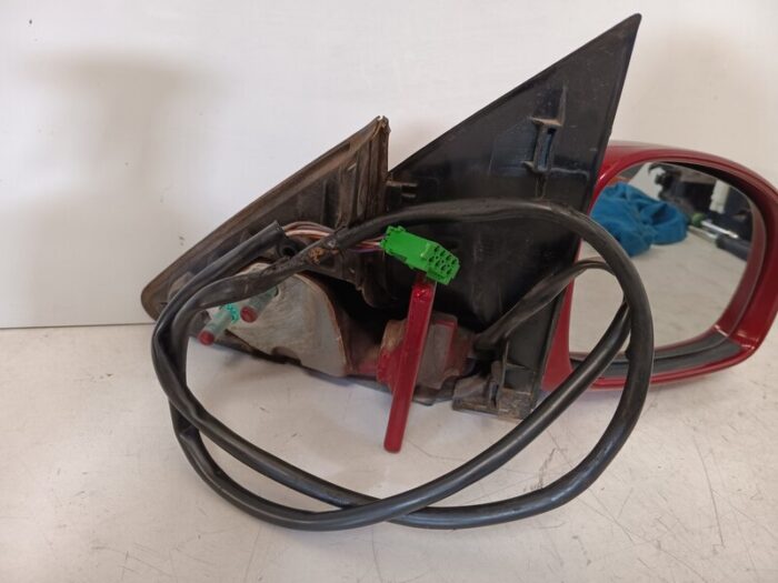 Retrovisor eléctrico derecho Volkswagen New Beetle 2001 rojo