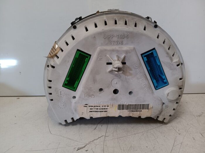 Cuadro instrumentos Volkswagen New Beetle 2001