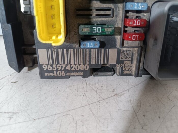 Caja reles / fusibles Peugeot 307 2006 gasolina