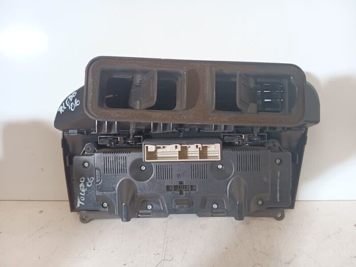 Rejilla aireadora Seat Toledo (5P2) 2007