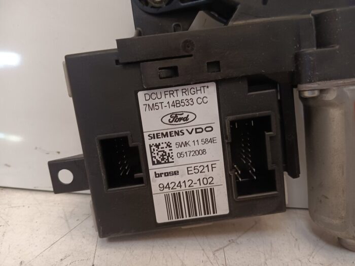 Motor Elevalunas delantero derecho Ford Focus C-MAX 2004