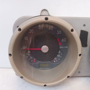 Cuadro Instrumentos Volkswagen Polo (6N2) 2001 1.4 gasolina