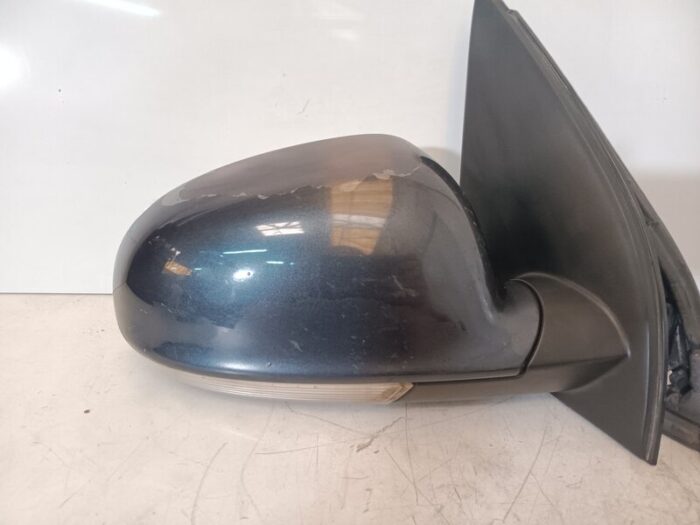 Retrovisor eléctrico derecho Volkswagen Golf V 2004