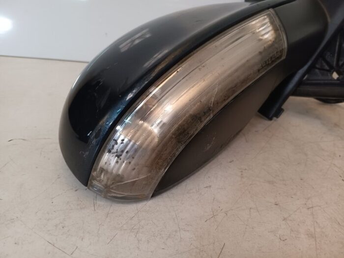 Retrovisor eléctrico derecho Volkswagen Golf V 2004