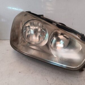 Faro derecho Ford Focus C-MAX 2004