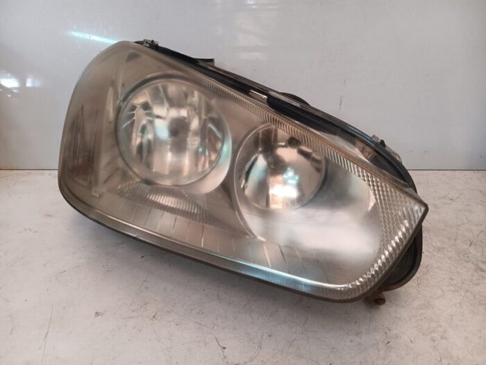 Faro derecho Ford Focus C-MAX 2004