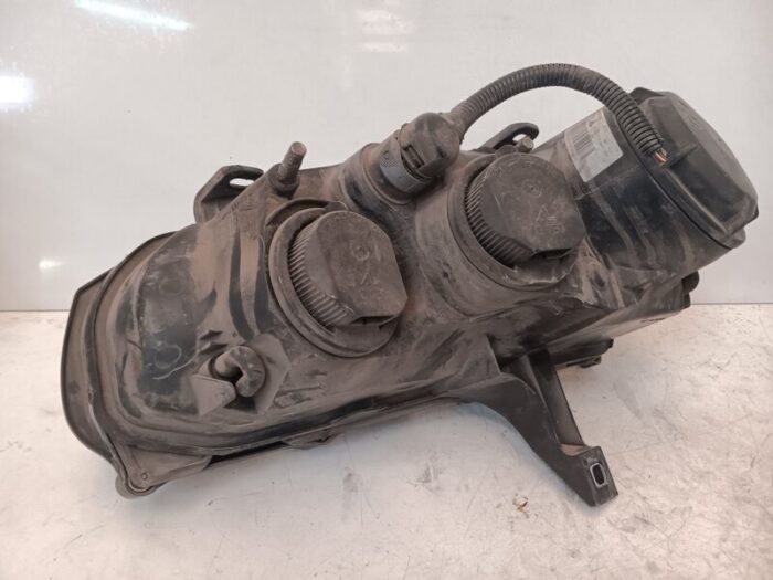 Faro derecho Alfa Romeo 159 2010