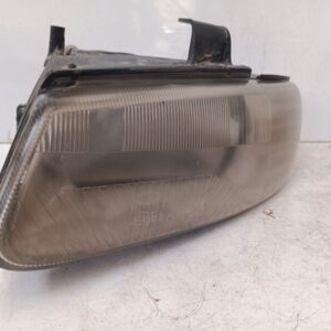 Faro delantero izquierdo Chrysler Voyager III 2000
