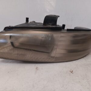 Faro delantero izquierdo Chrysler Voyager III 2000