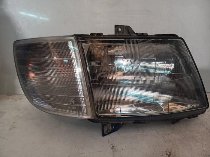 Faro derecho Mercedes Vito 110 (W638) 1996