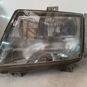 Faro izquierdo Mercedes Vito 110 (W638) 1996