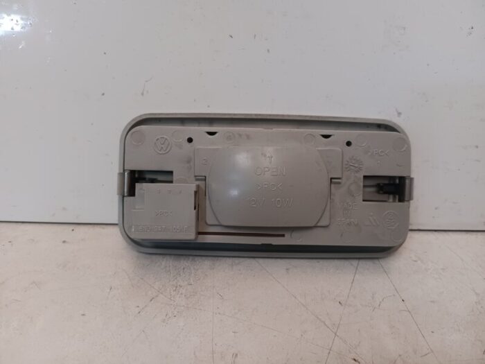 Luz interior Volkswagen Polo III (6N2) 2000