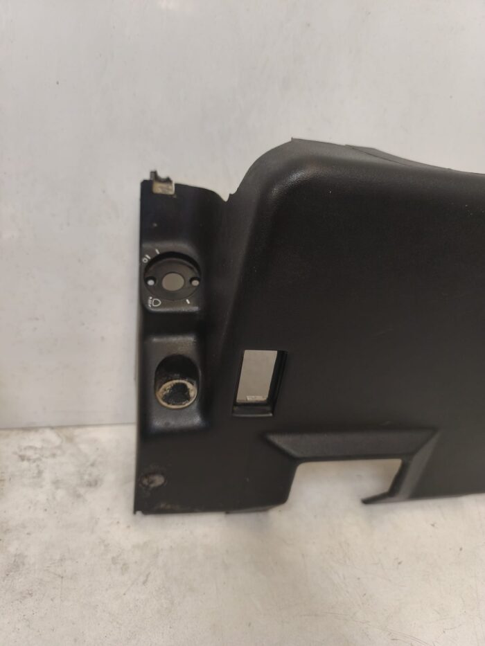 Moldura bajo volante Citroën C15 2001