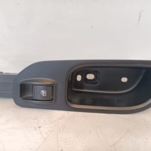 Botón elevalunas trasero derecho Fiat Tipo (356) 2016
