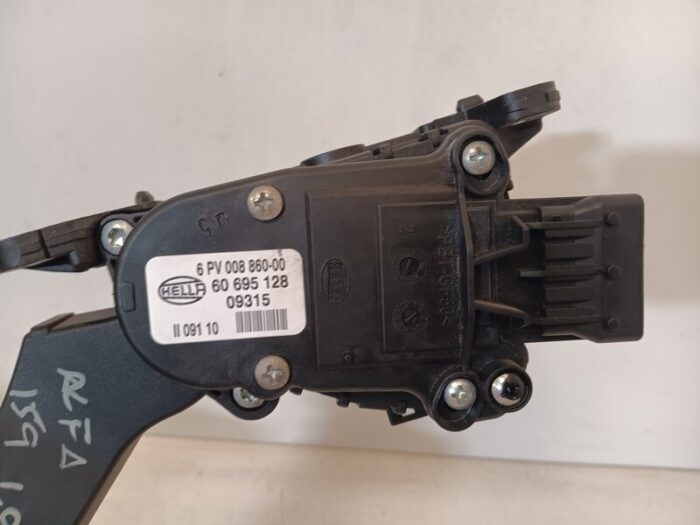 Potenciómetro pedal acelerador Alfa Romeo 159 2010