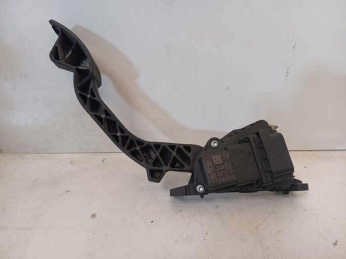 Potenciómetro pedal acelerador Ford Focus C-MAX 2004