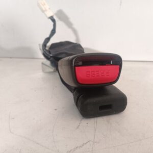 Enganche cinturón trasero derecho Mazda 3 2007