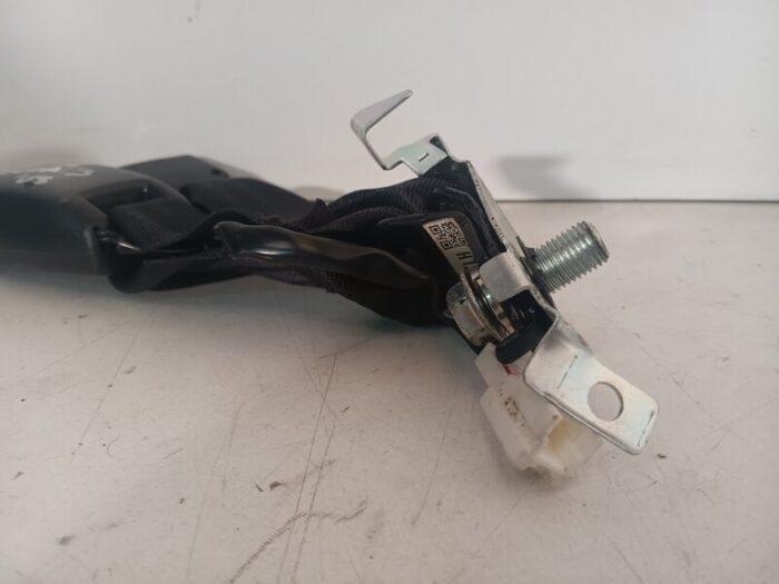 Enganche cinturón trasero derecho Mazda 3 2007